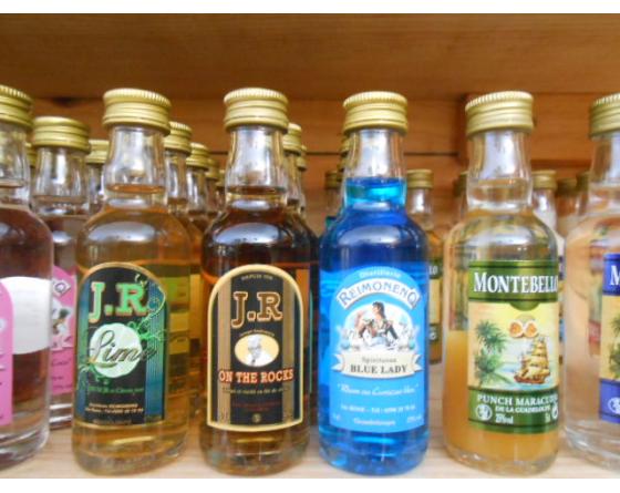 mignonnettes des distilleries - Mignonnettes - Rhum de Guadeloupe - La  Boutique des Antilles